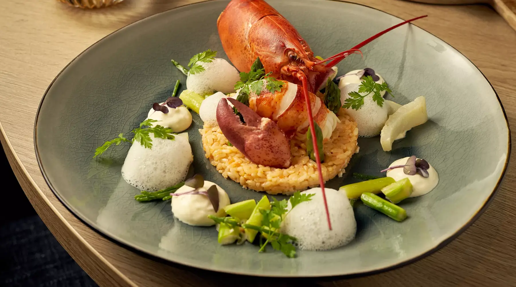 Restaurant dishes 