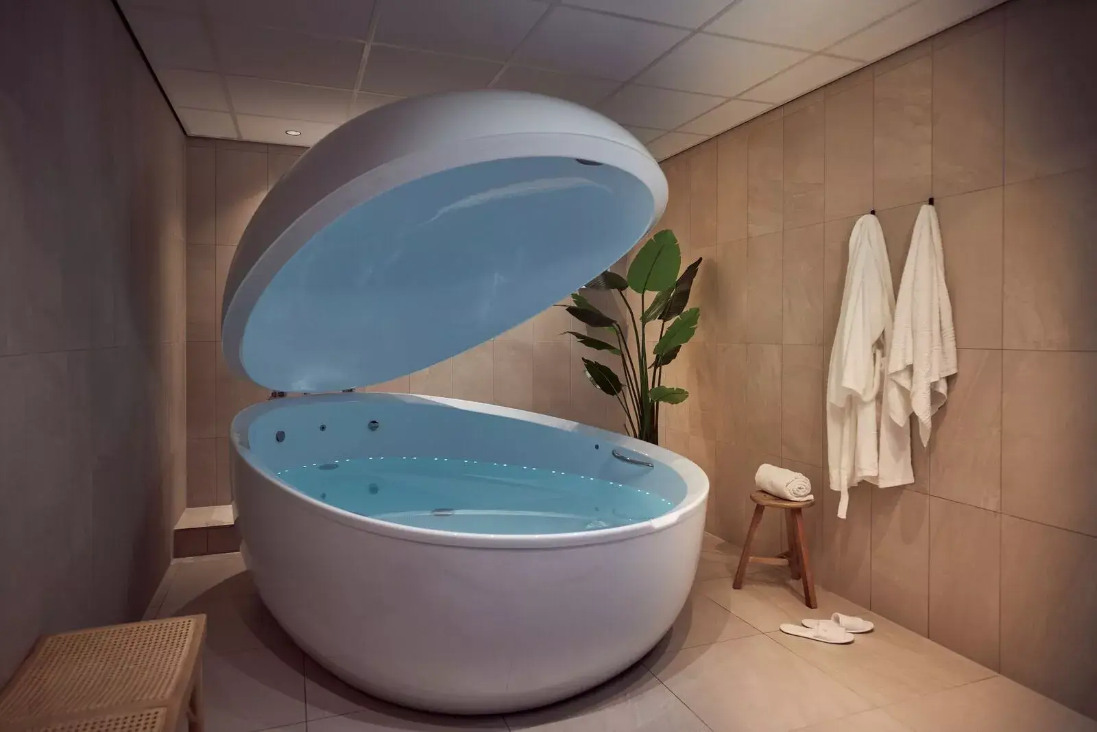 Float cabines