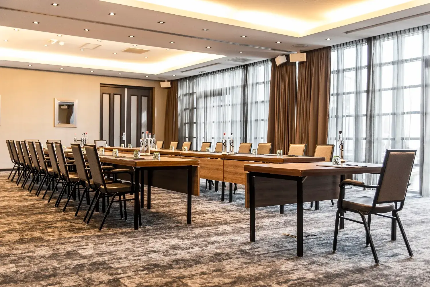 Meeting rooms F2+4