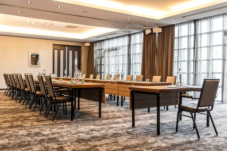 Meeting rooms F2+4