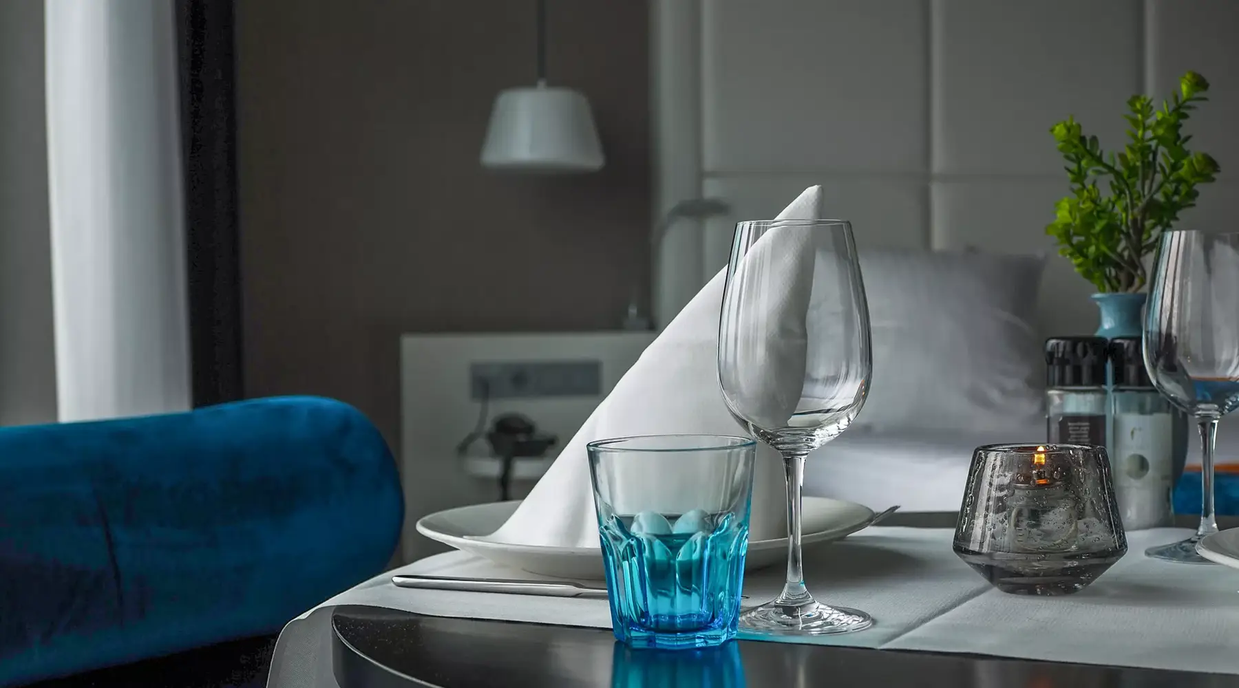Roomservice op hotelkamer