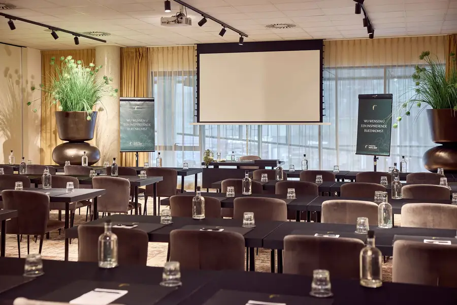 Schulbestuhlung im Graslei-Konferenzraum für 80 Personen