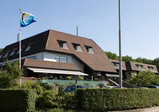 Zij aanzicht hotel