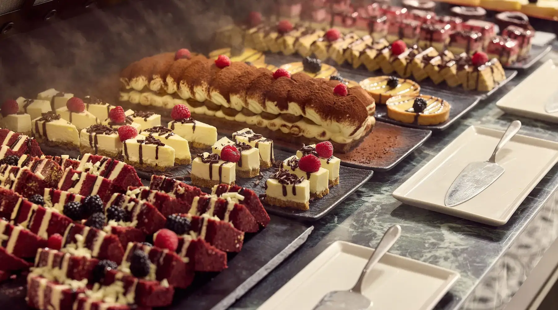 Uitgebreid dessertenbuffet in Hotel Gent