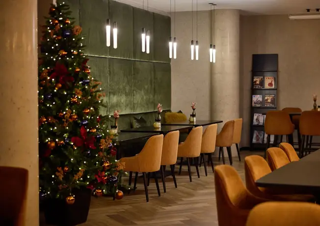 Salle de réunion détaillée