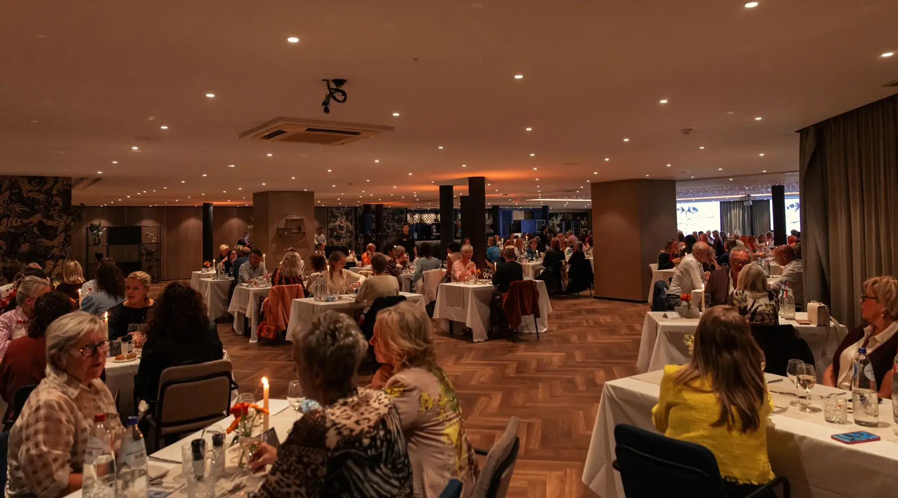 Zaal usa