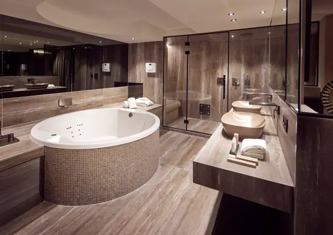  Safari Suite Hotel Mons Congres & Spa