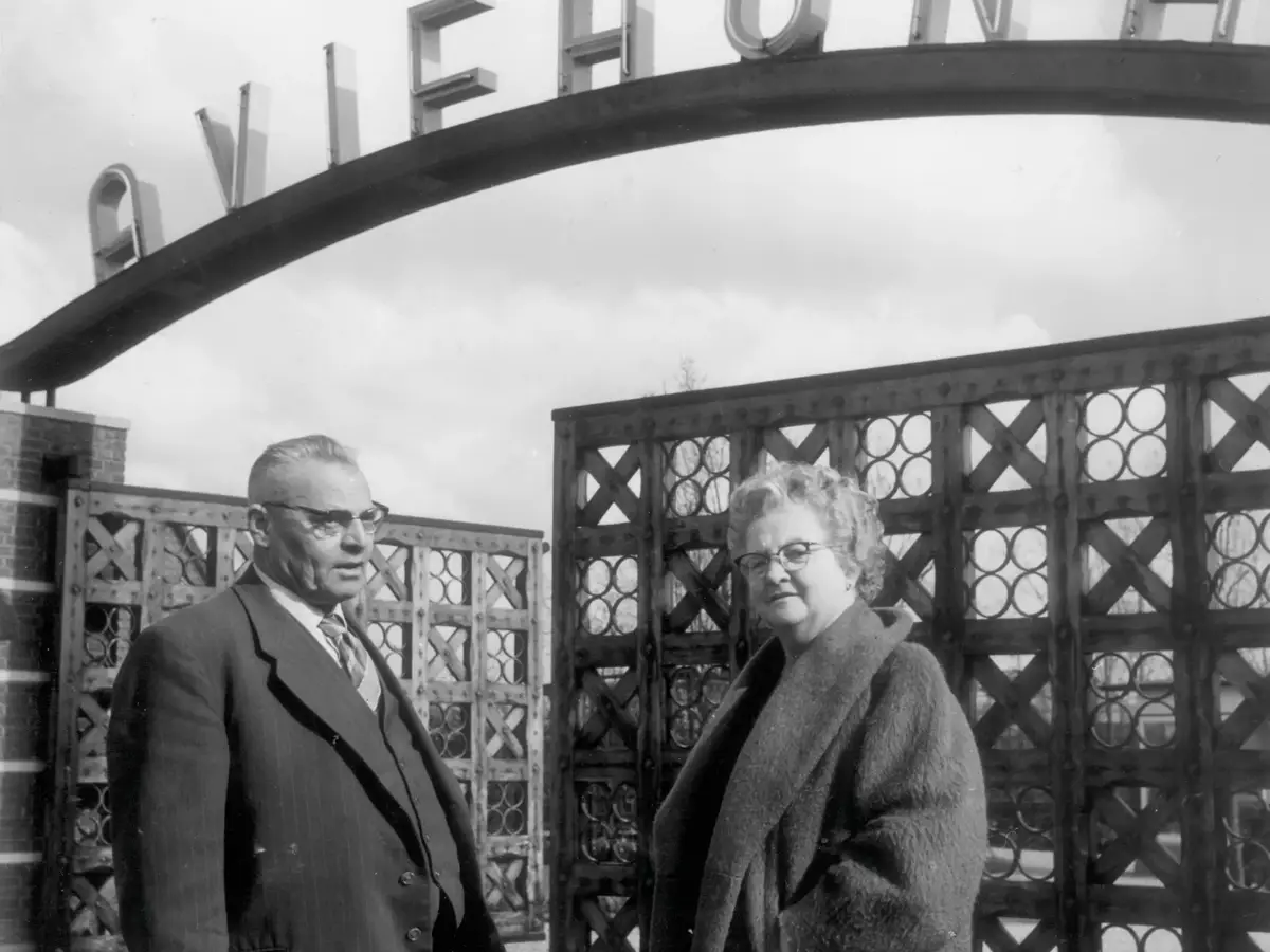 Martinus van der Valk in front of the entrance of Avifauna