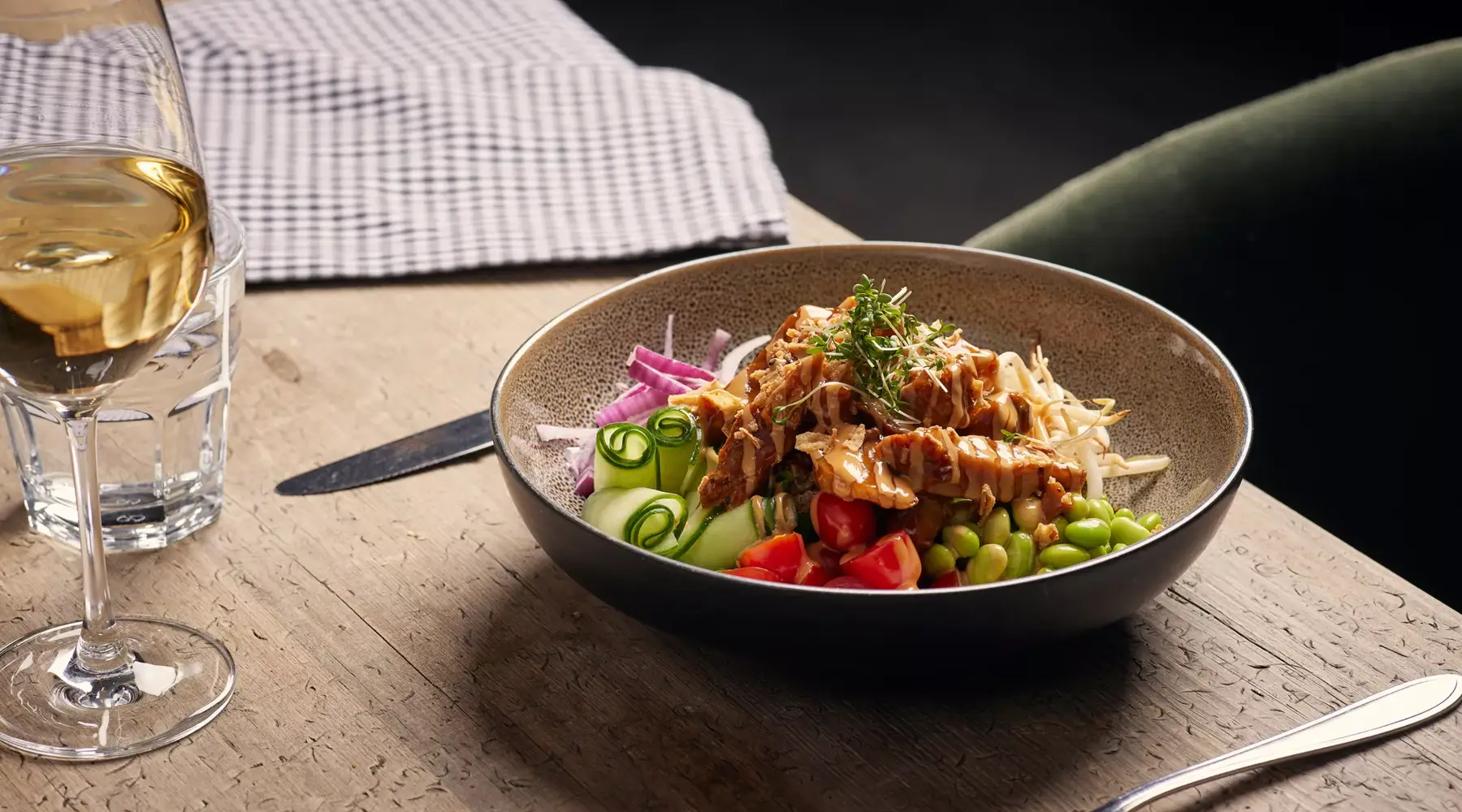 Poké bowl on the table