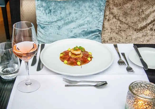 Yoga aan het meer in het Van der Valk Naturresort Drewitz