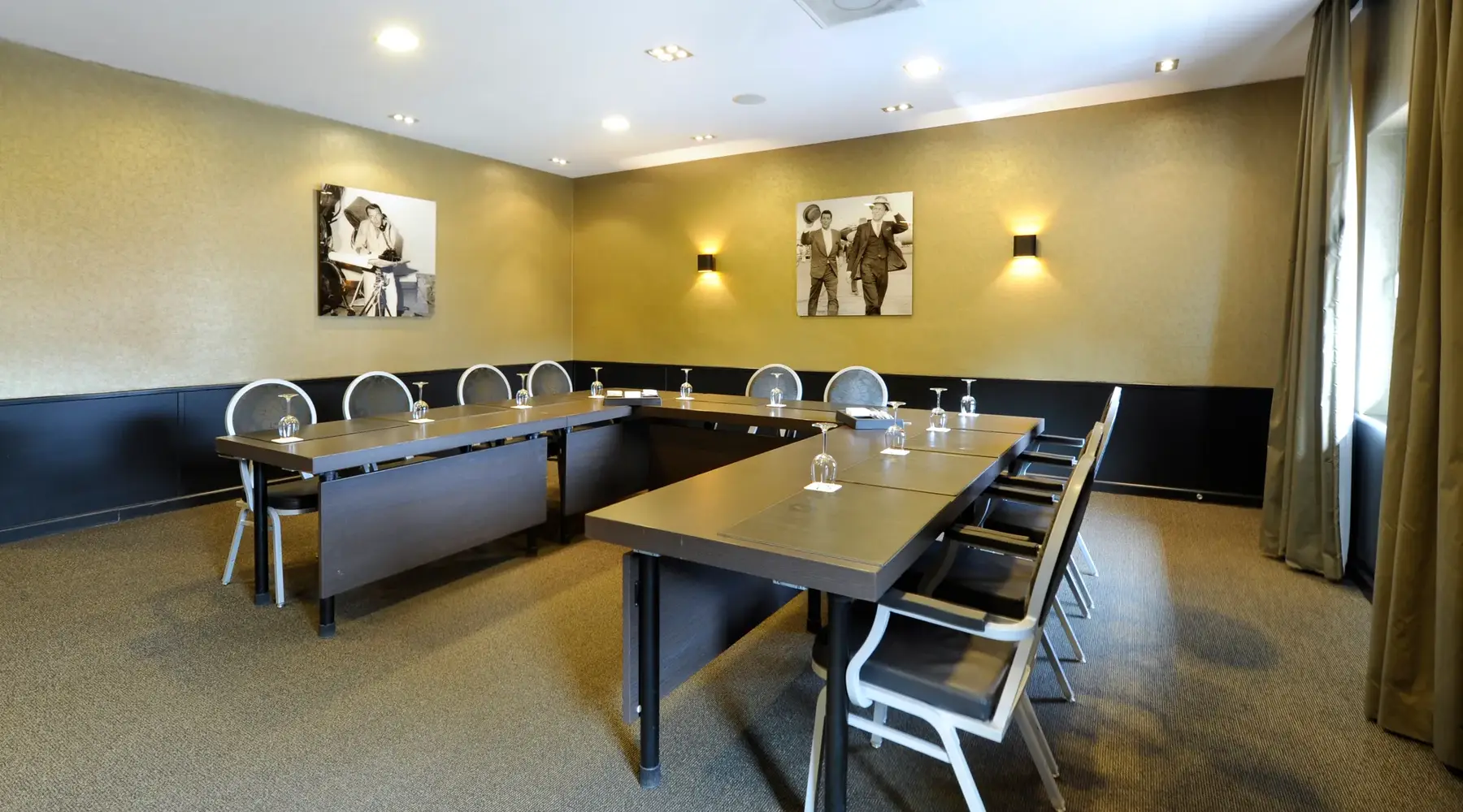 Pierre Cuypers meeting room