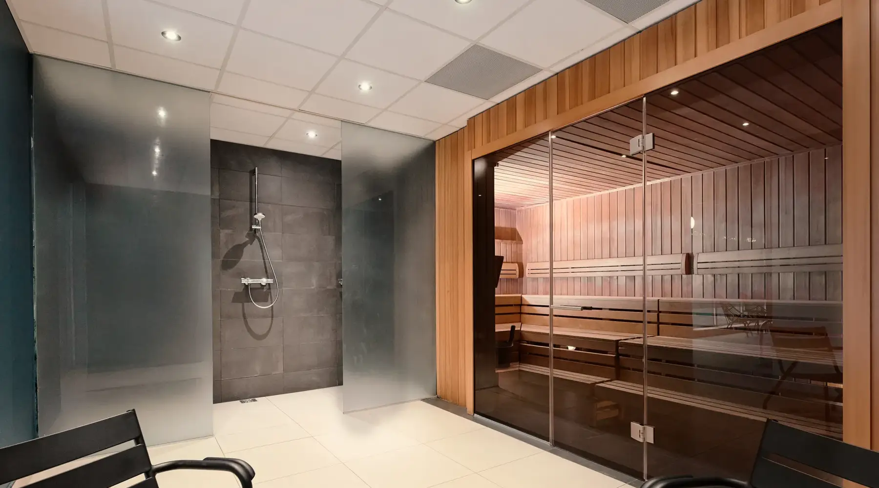 Sauna met douche