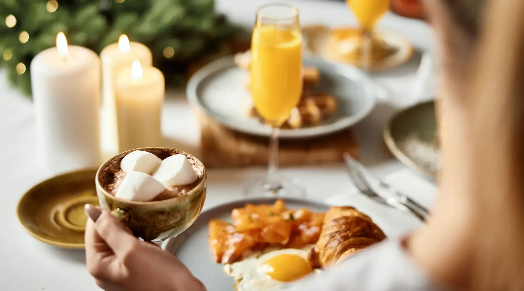 Petit-déjeuner festif à l'hôtel Gent