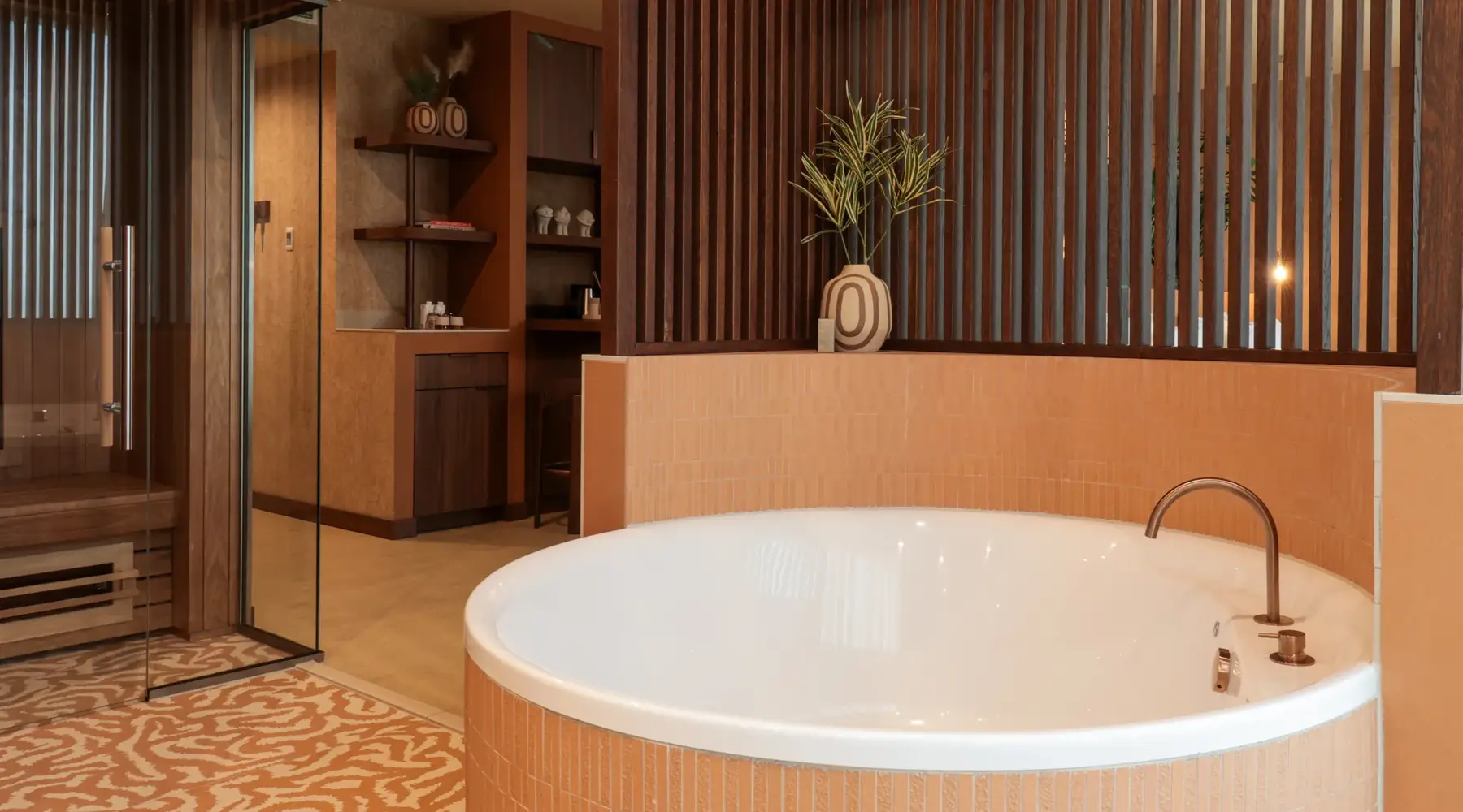 Desert suite bad