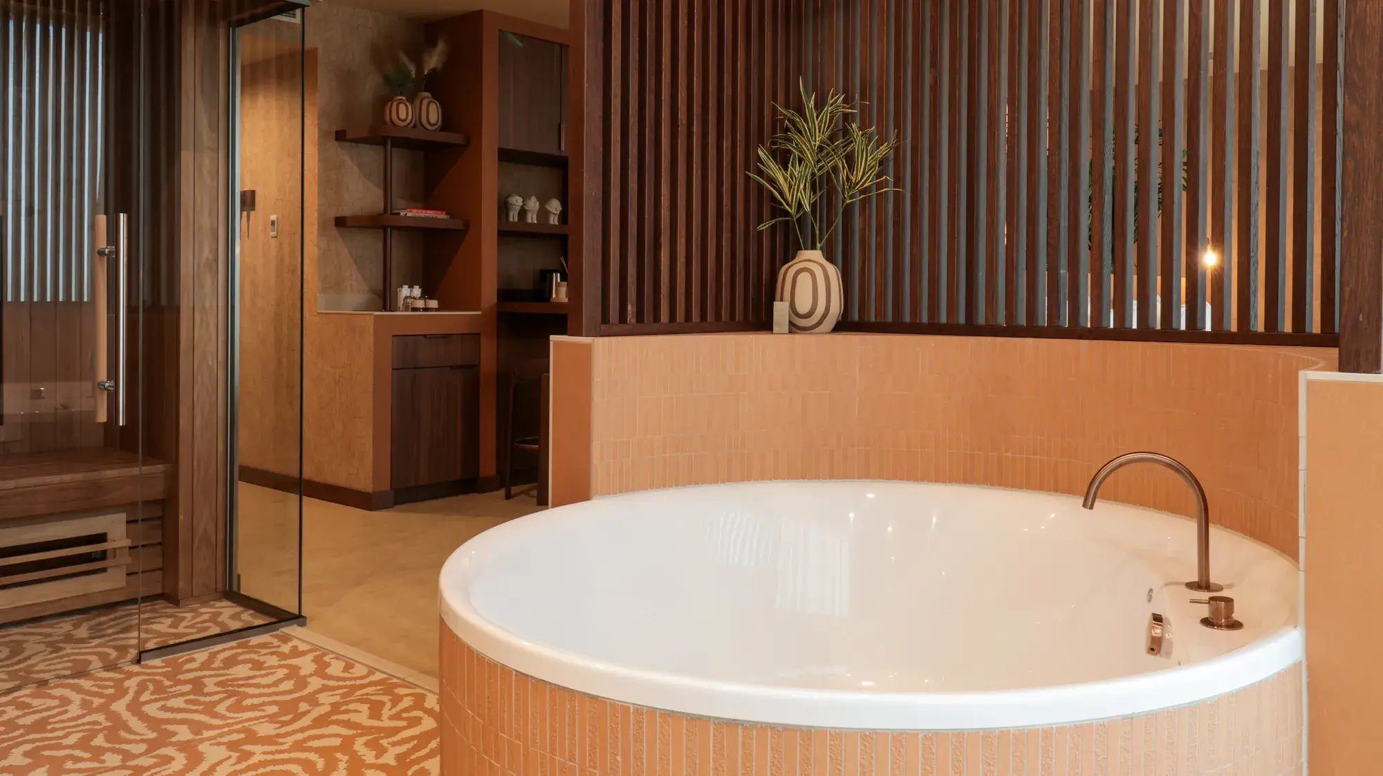 Desert suite bad