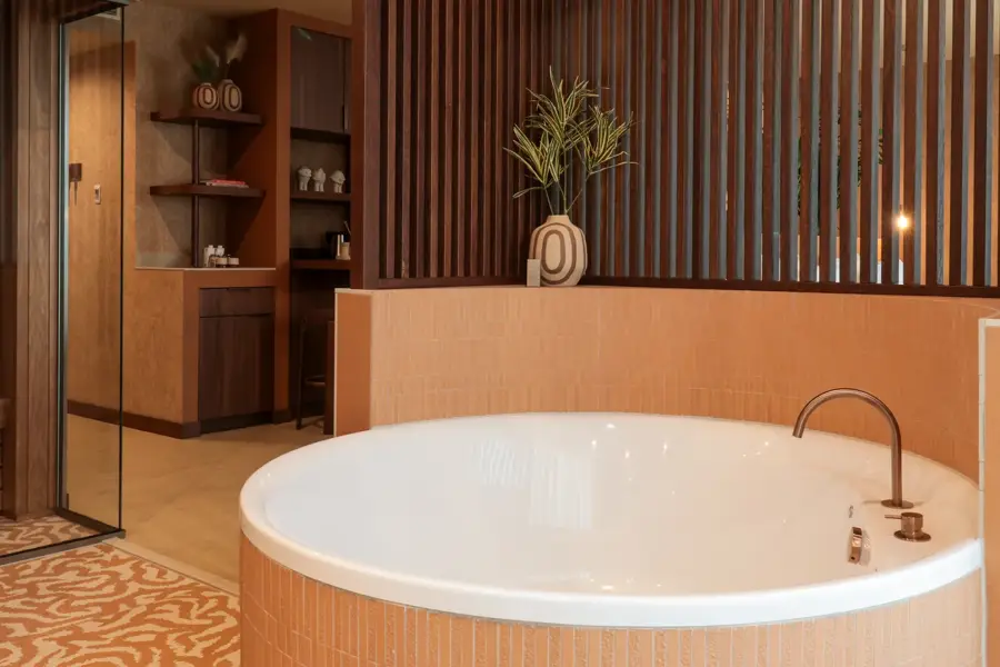 Desert suite bad