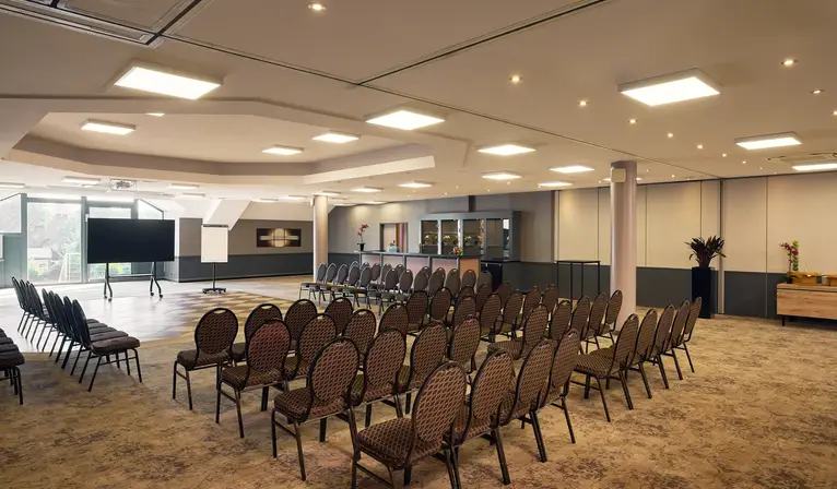 Armstrong Meeting Room Van der Valk Charleroi Airport