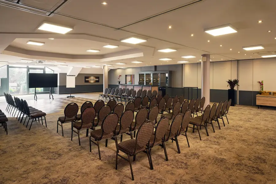 Armstrong Meeting Room Van der Valk Charleroi Airport