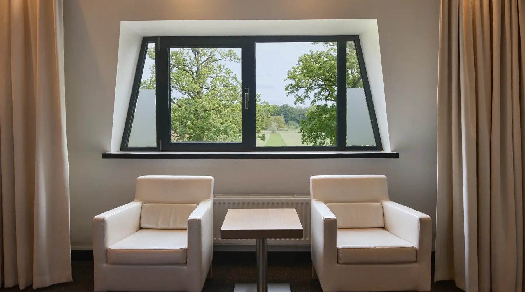 Comfort Room window
