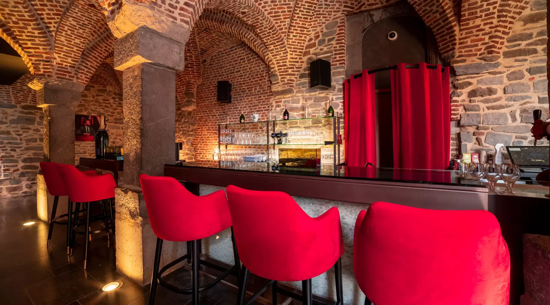 bar