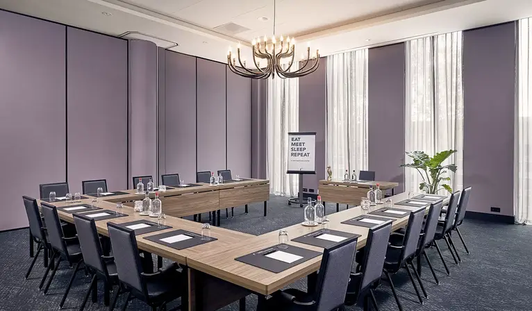 Dappermarkt Meeting Room - Van der Valk Hotel Amsterdam Amstel