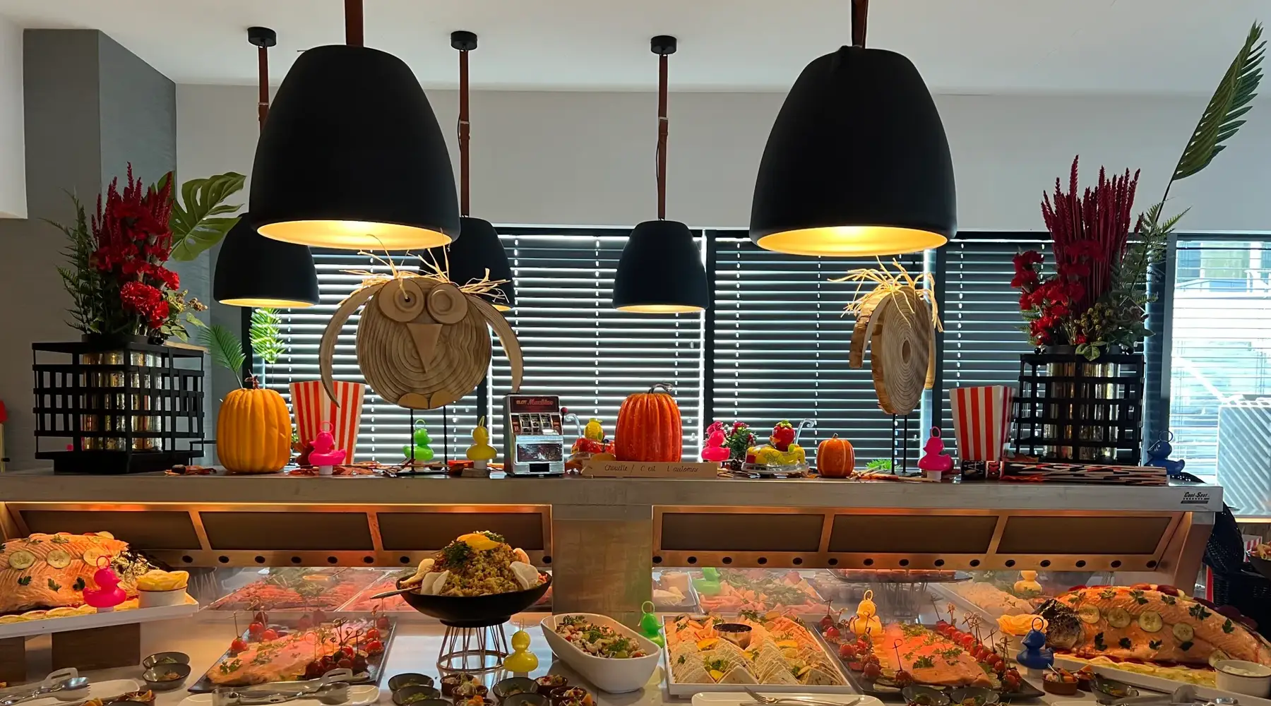 Buffet à thème