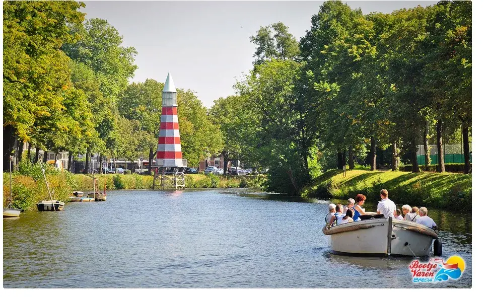 Bootje varen in Breda