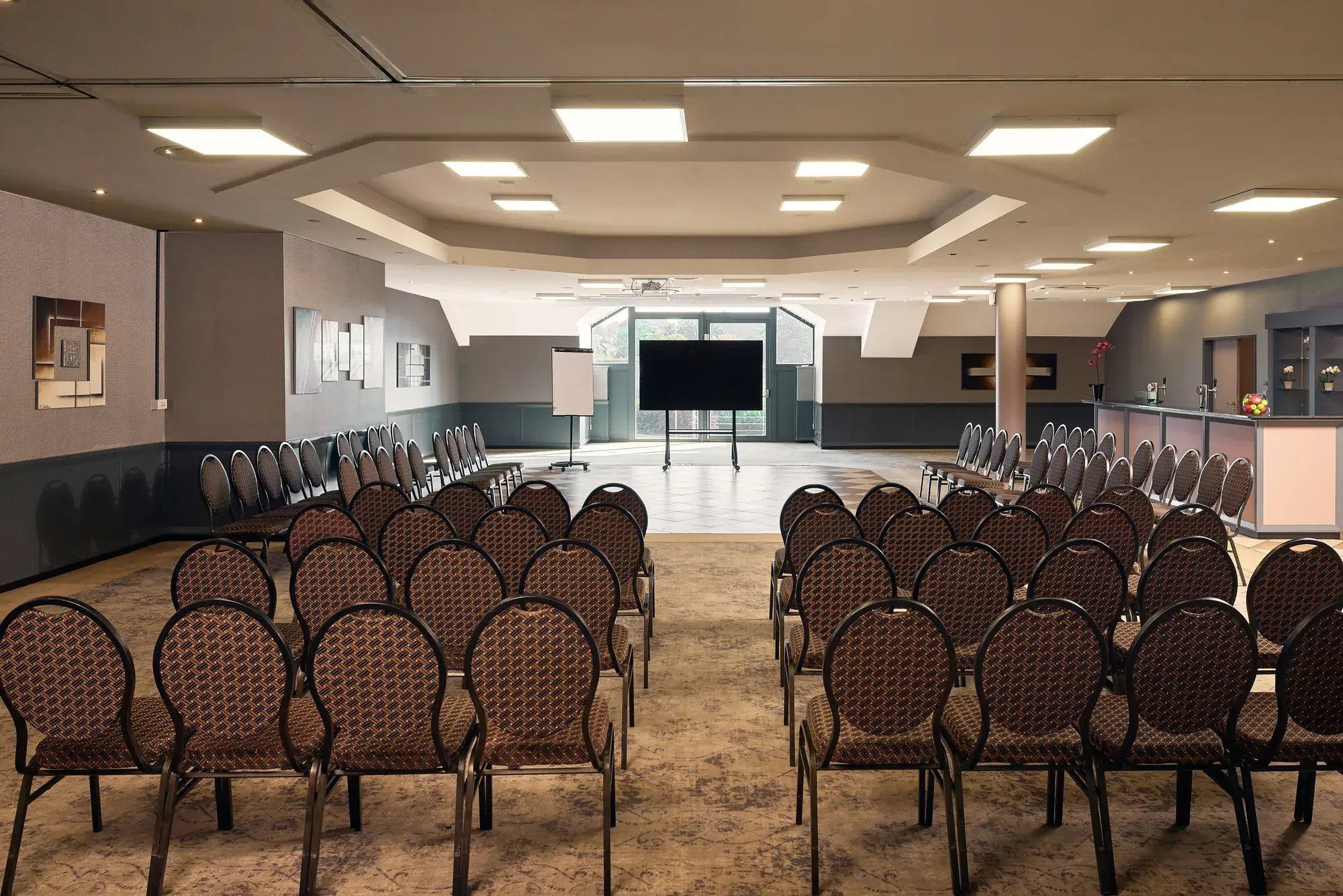 Armstrong Meeting Room Van der Valk Charleroi Airport