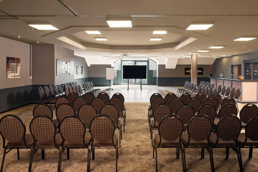 Armstrong Meeting Room Van der Valk Charleroi Airport