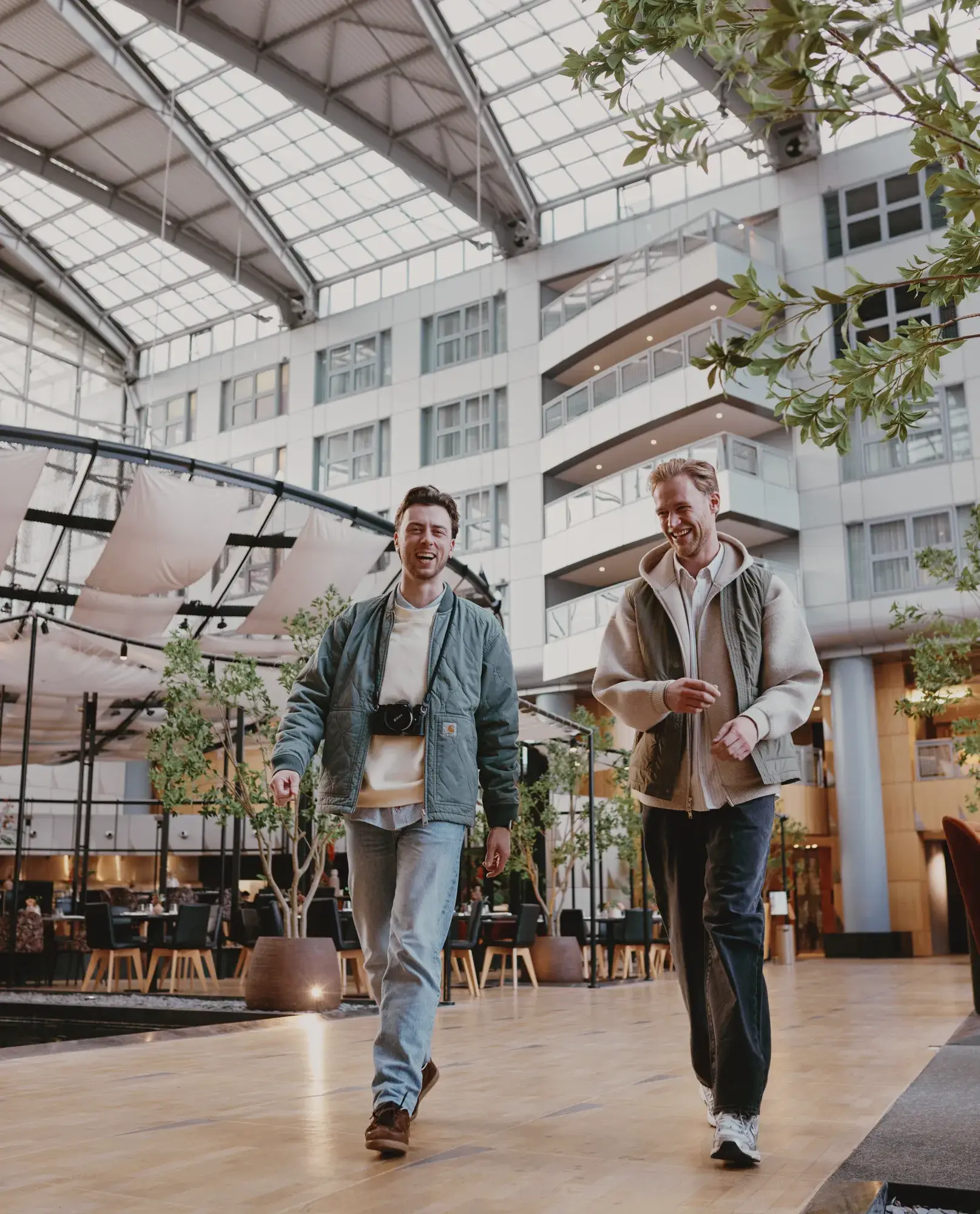 2 personnes partant de l'hôtel Van der Valk Hôtel Paris CDG Aéroport