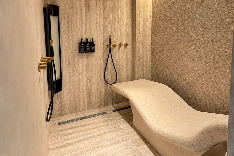 Yasumu suite