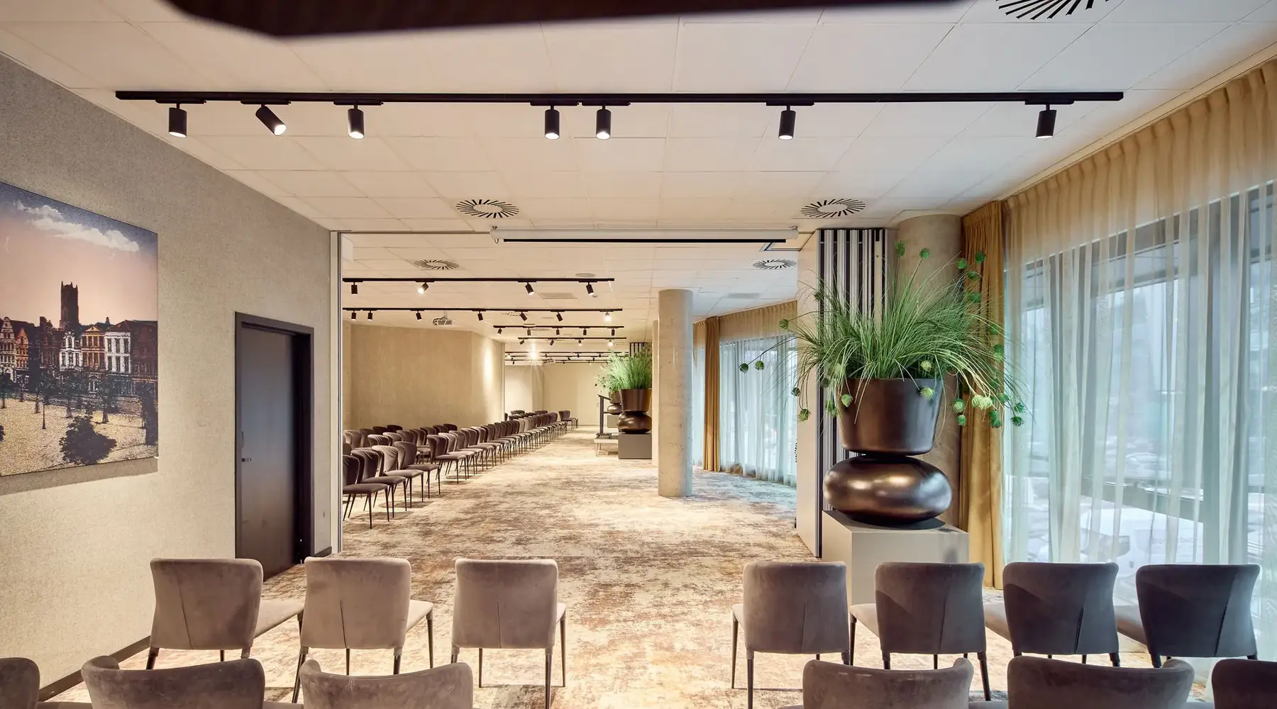 Combinatie van zaal Vrijdagmarkt en Graslei