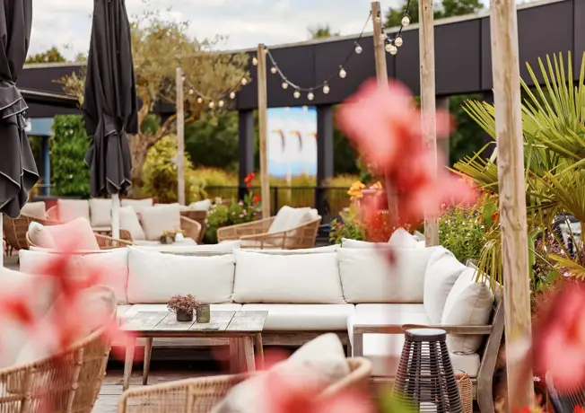 Cheerful spring arrangement