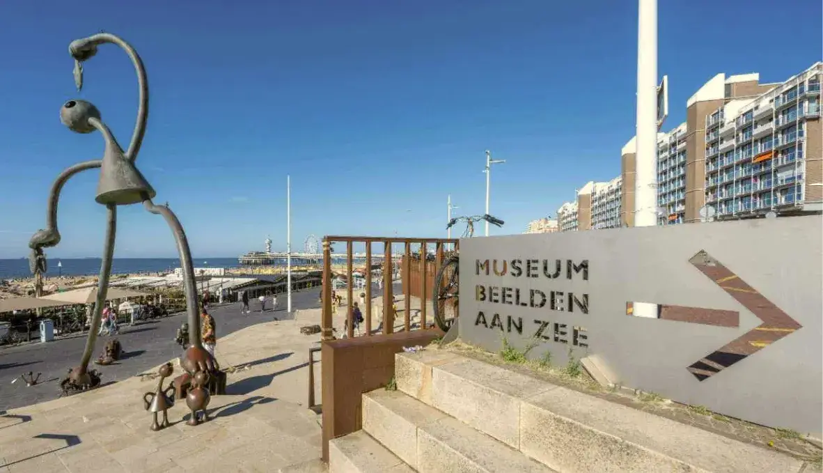 Beelden aan Zee