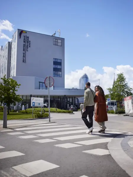 façade van der valk congrès