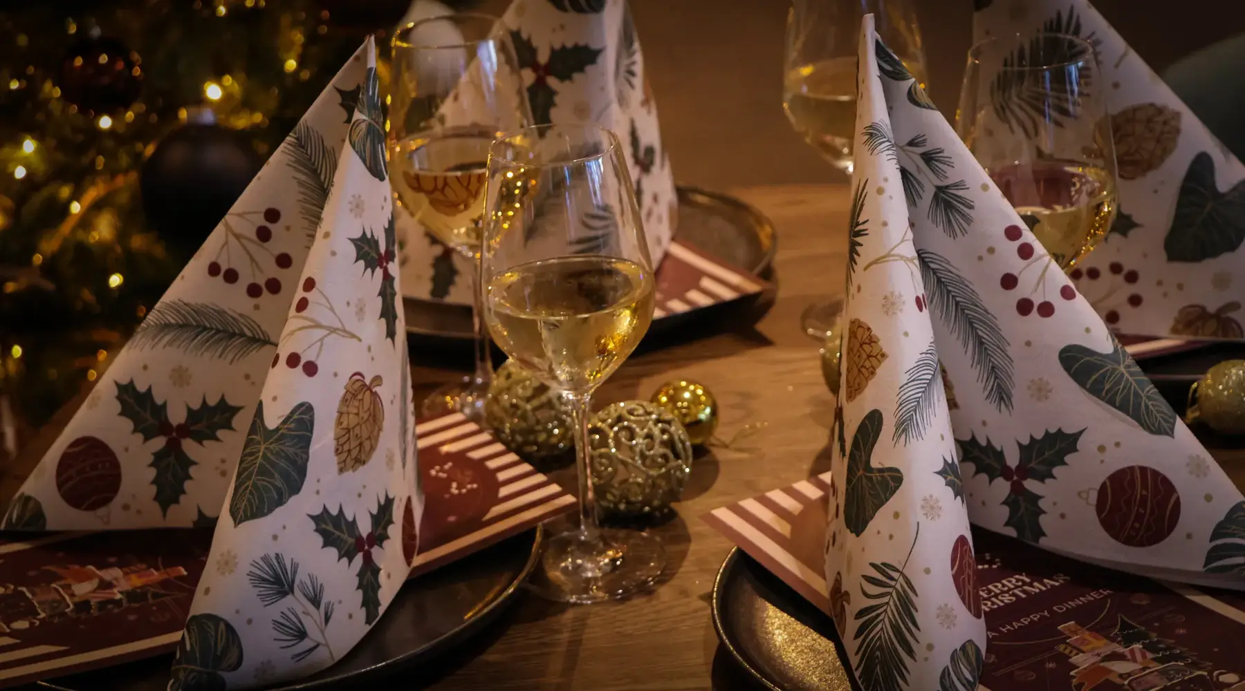 Kersttafel in hotel