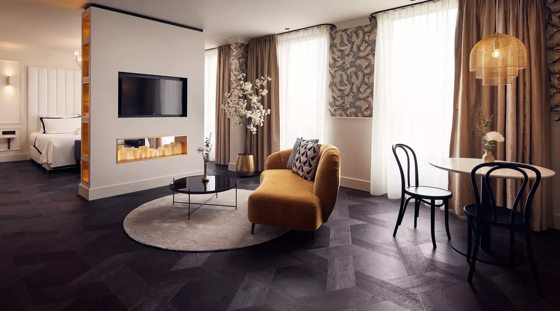 Parijs Suite Hotel Breukelen