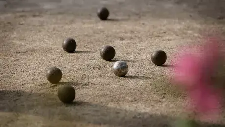 De jeu de boules baan van Van der Valk Hotel Bloom