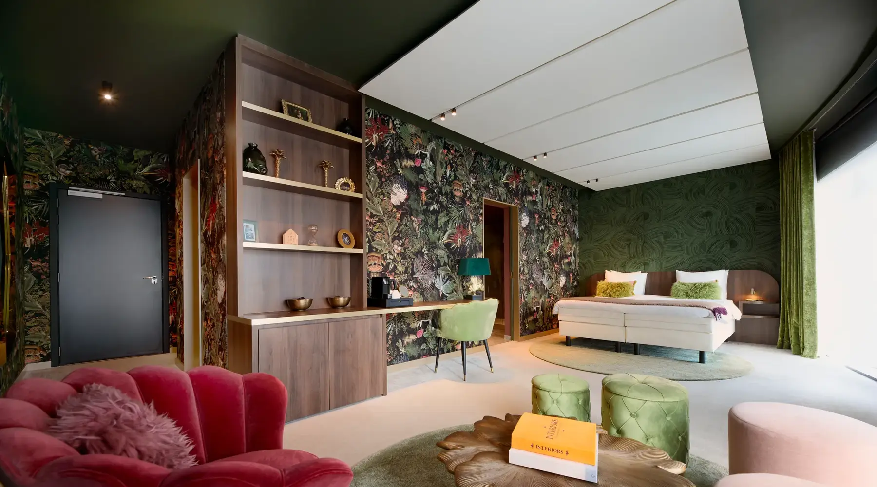 Jungle suite