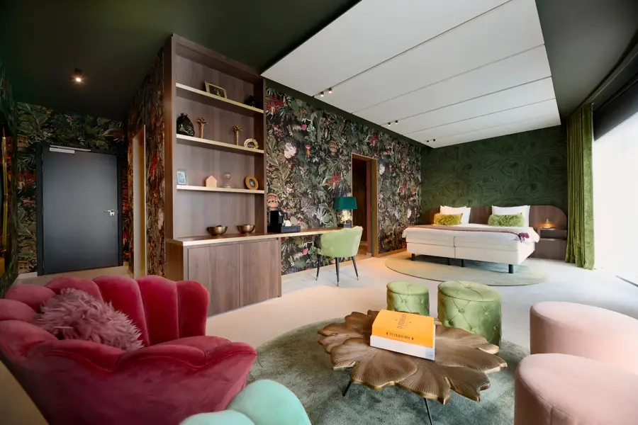 Jungle suite