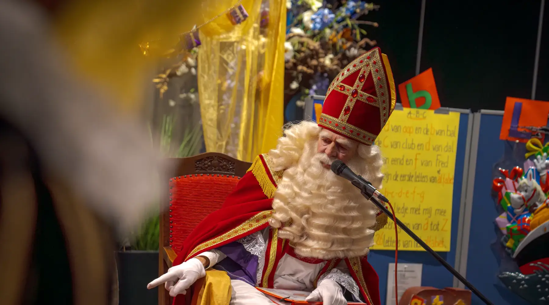 Sinterklaas Van der Valk Hoorn
