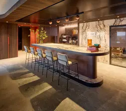 Gemeenschappelijke ruimte voor meeting en eventgasten op de negende verdieping van Hotel Gent