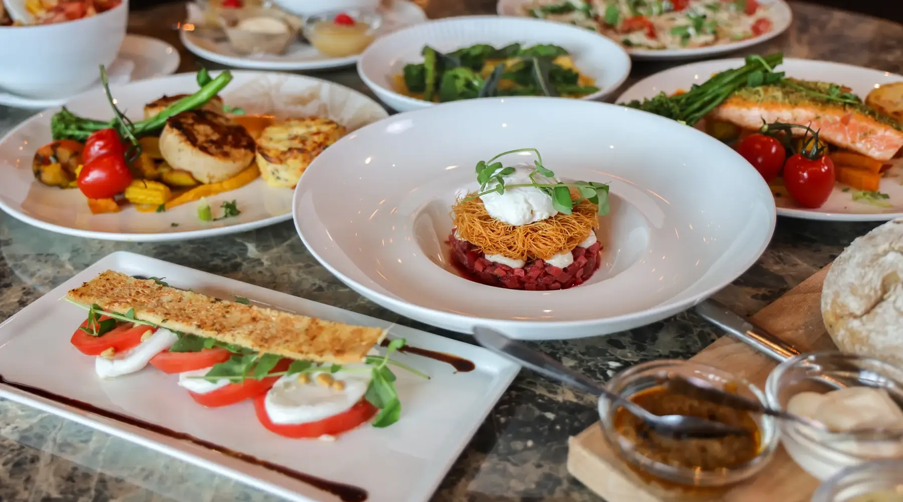 Table full at Restaurant Loev