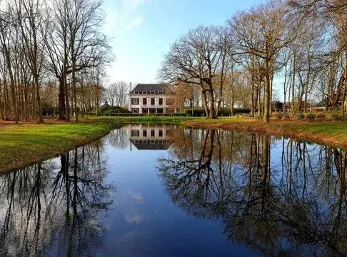 Warmond | Village | Water | Castle | Estate