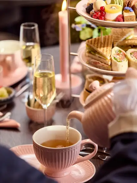 Etagere für den Nachmittagstee