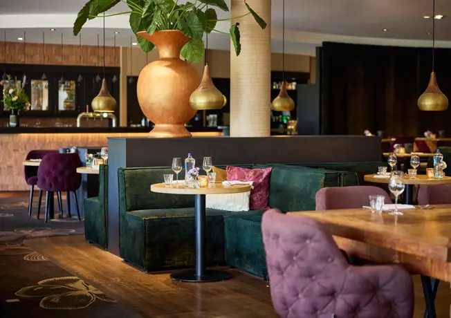 restaurant