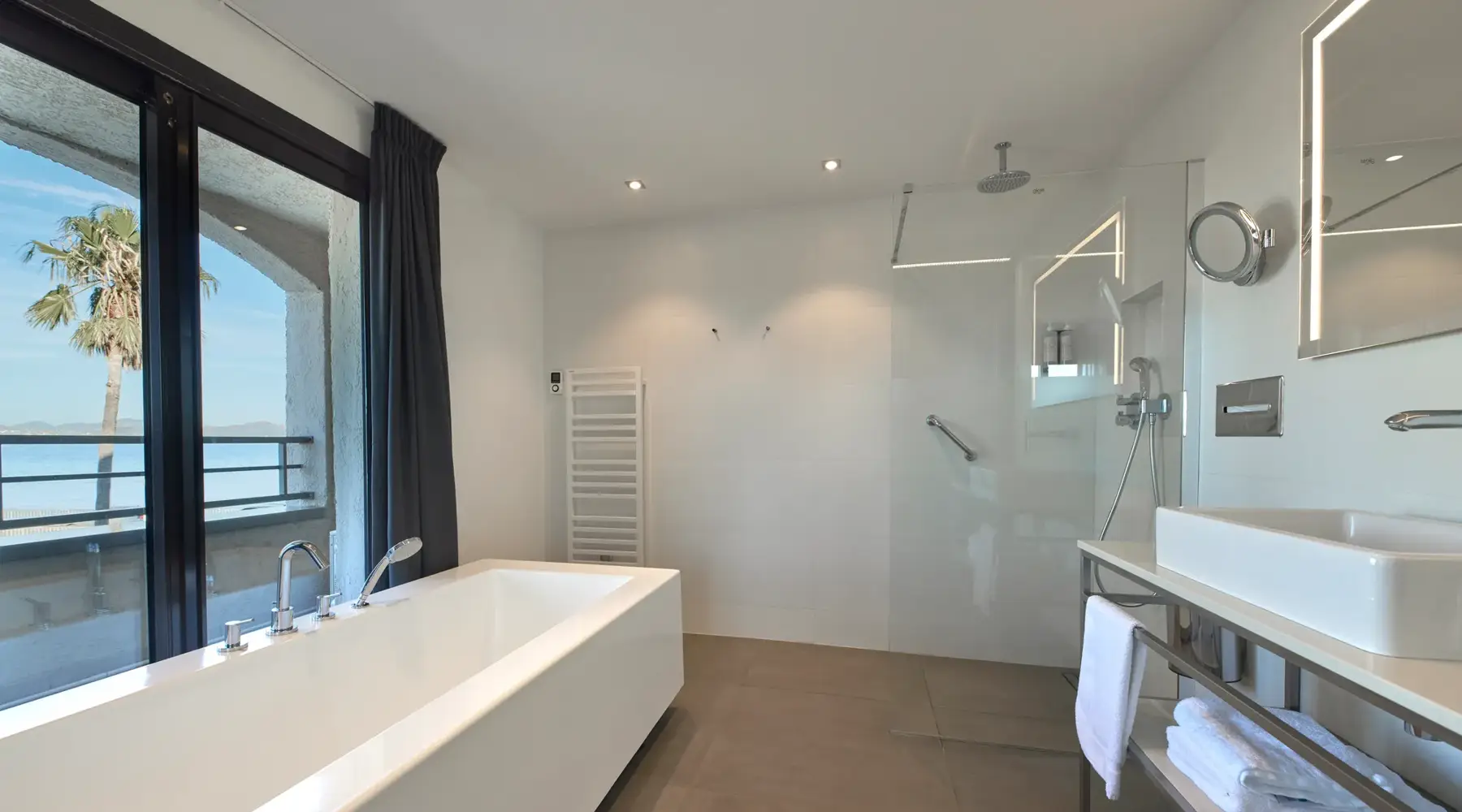 Superior Suite with bath