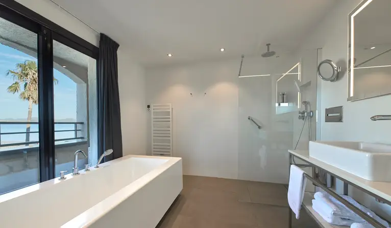Superior Suite with bath