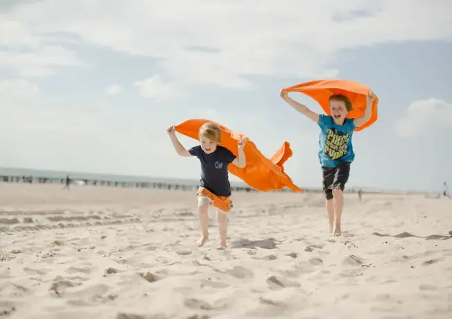Kinderen op het strand