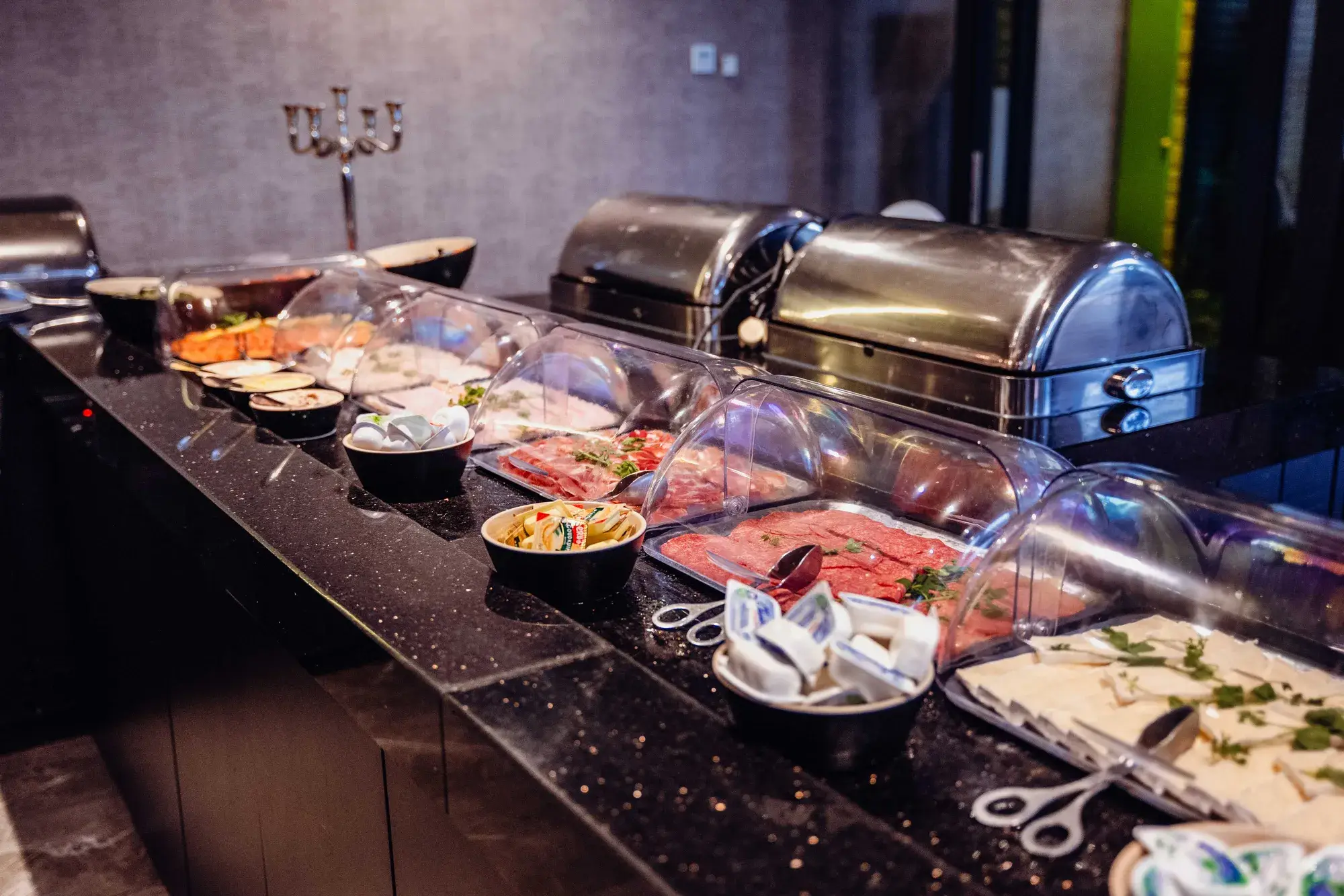 Breakfast-mons-van-der-valk